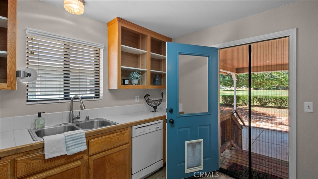 18210 Deer Hollow Road Property Photo 25
