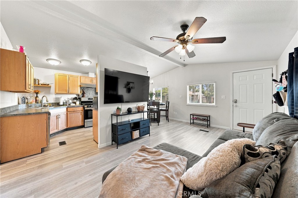 30 Helena Property Photo 9
