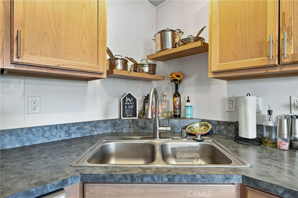 30 Helena Property Photo 15