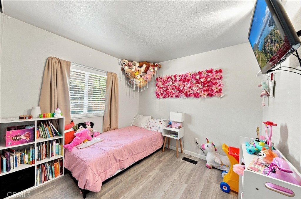 30 Helena Property Photo 23