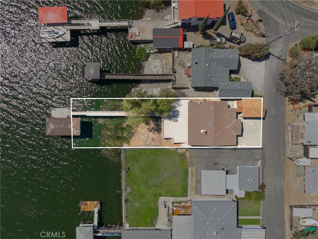 12915 Plumas Property Photo 4