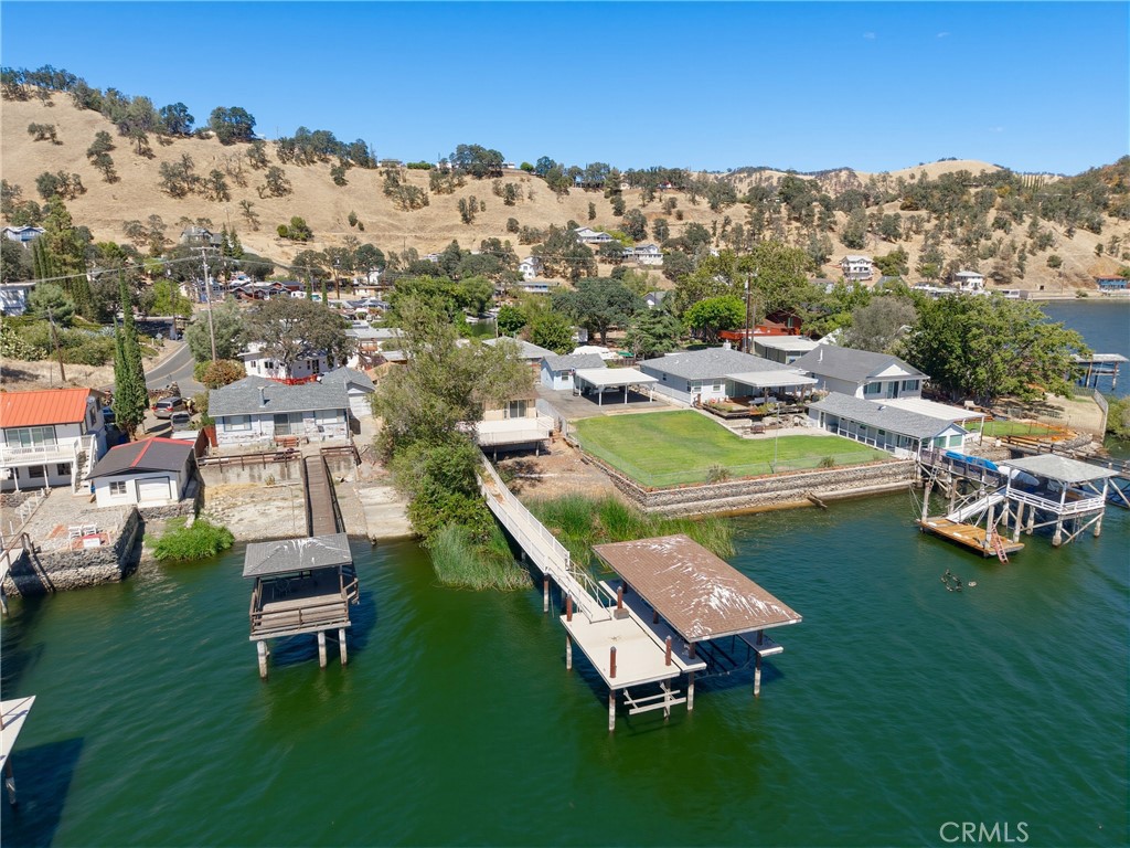 12915 Plumas Property Photo 7