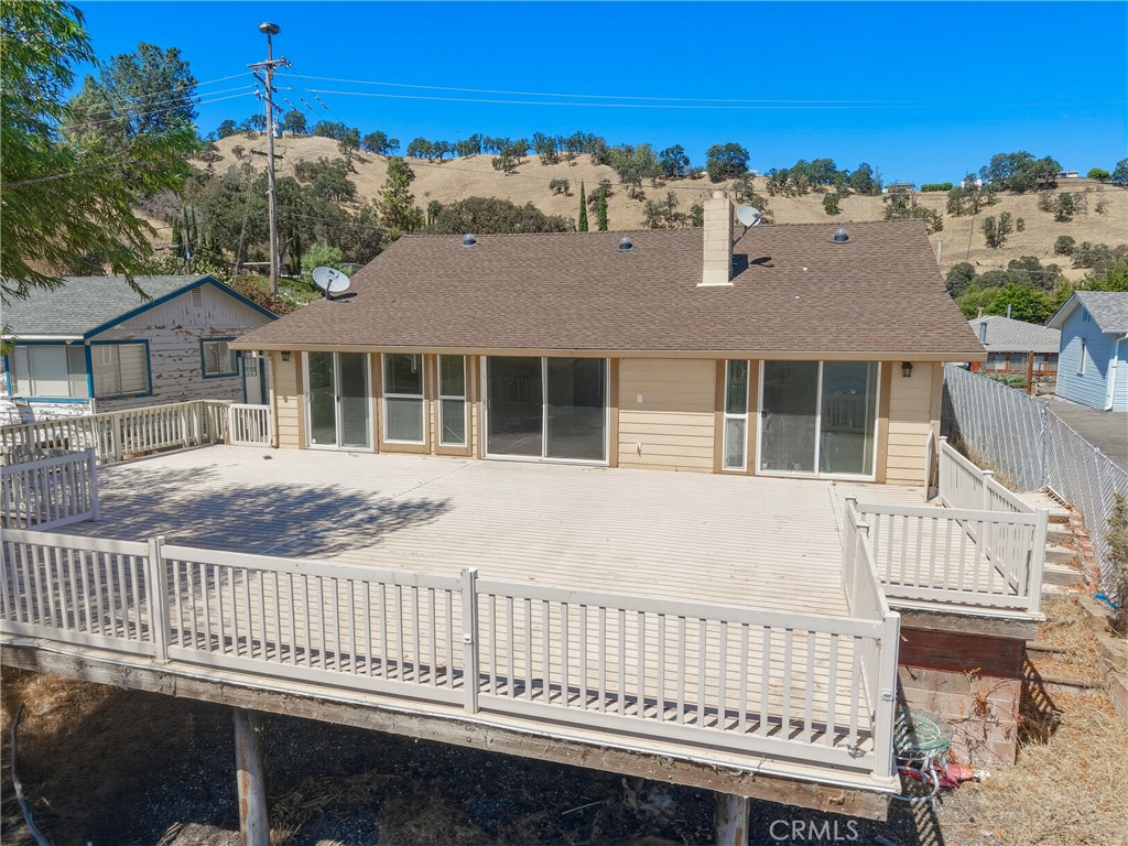 12915 Plumas Property Photo 8