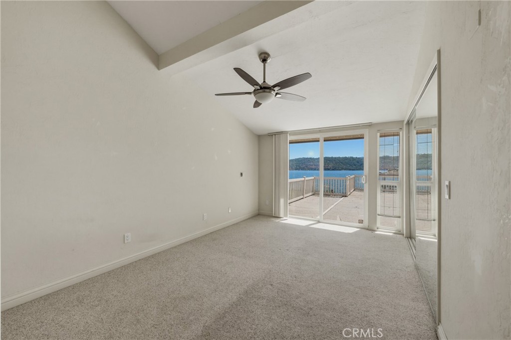 12915 Plumas Property Photo 13