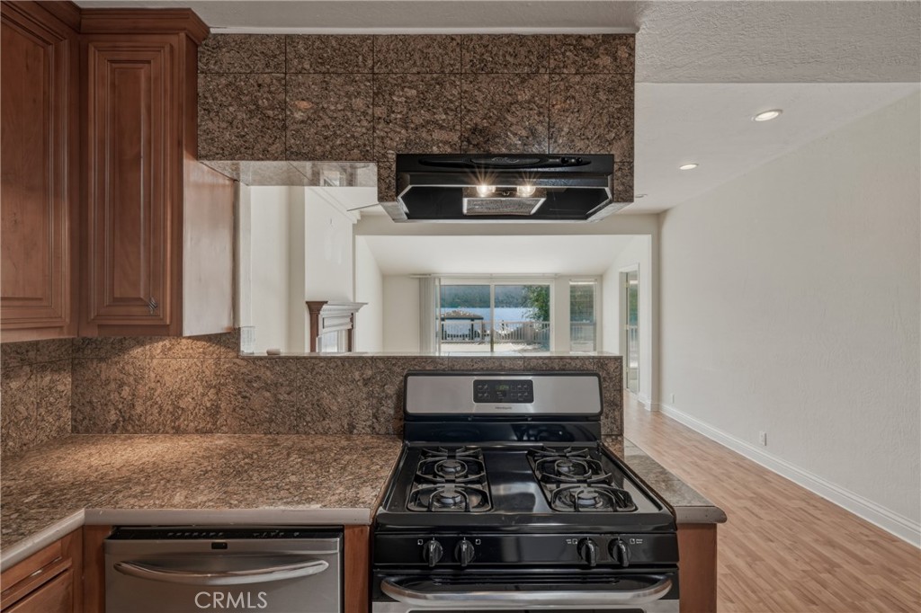 12915 Plumas Property Photo 35