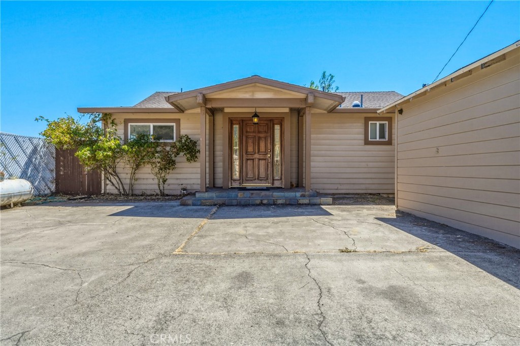 12915 Plumas Property Photo 44