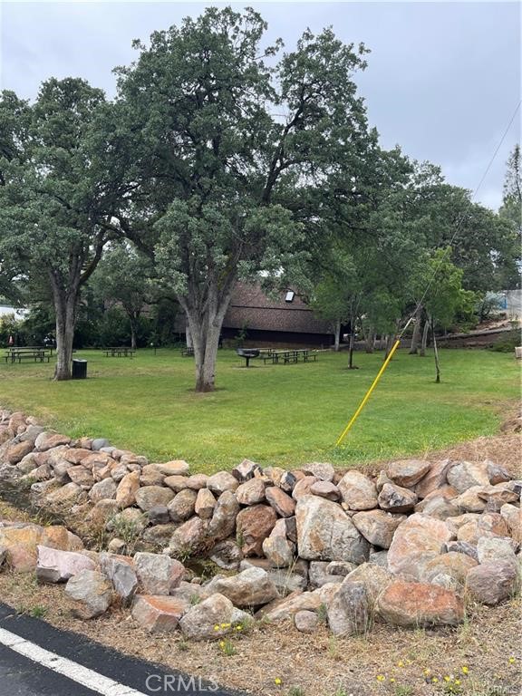 18420 North Shore Drive Property Photo 11