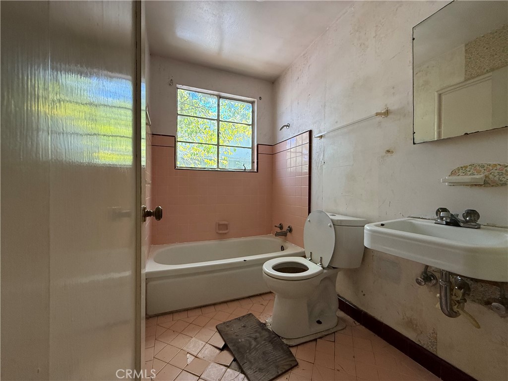 26 Blair Property Photo 9