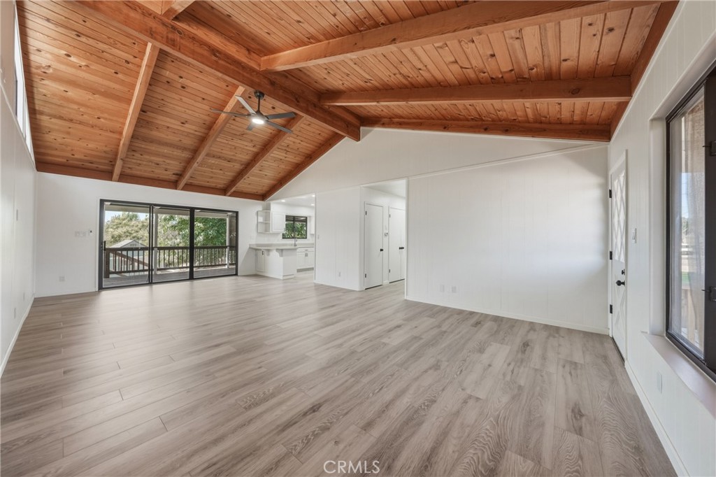 18791 Dove Court Property Photo 10