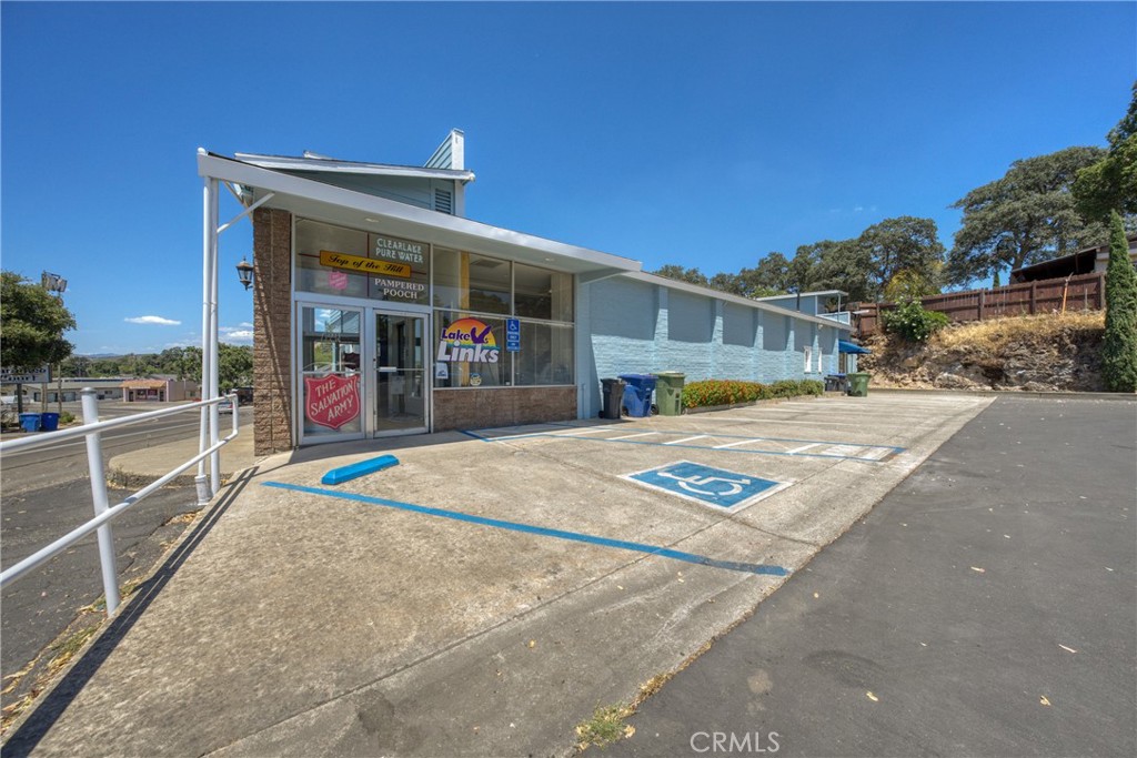 14420 Lakeshore Drive Property Photo 1