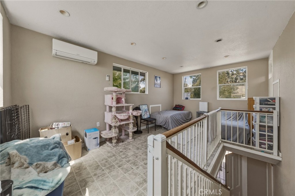 125 S Forbes Property Photo 21
