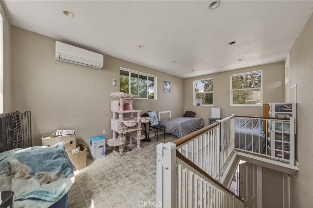 125 S Forbes Property Photo 21