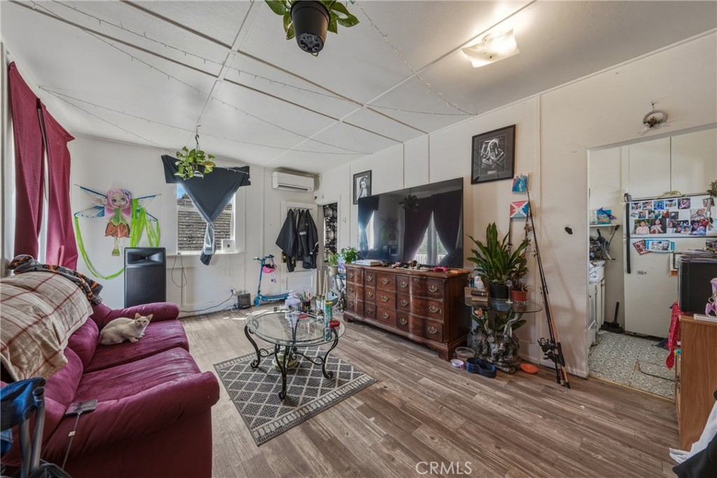 125 S Forbes Property Photo 27