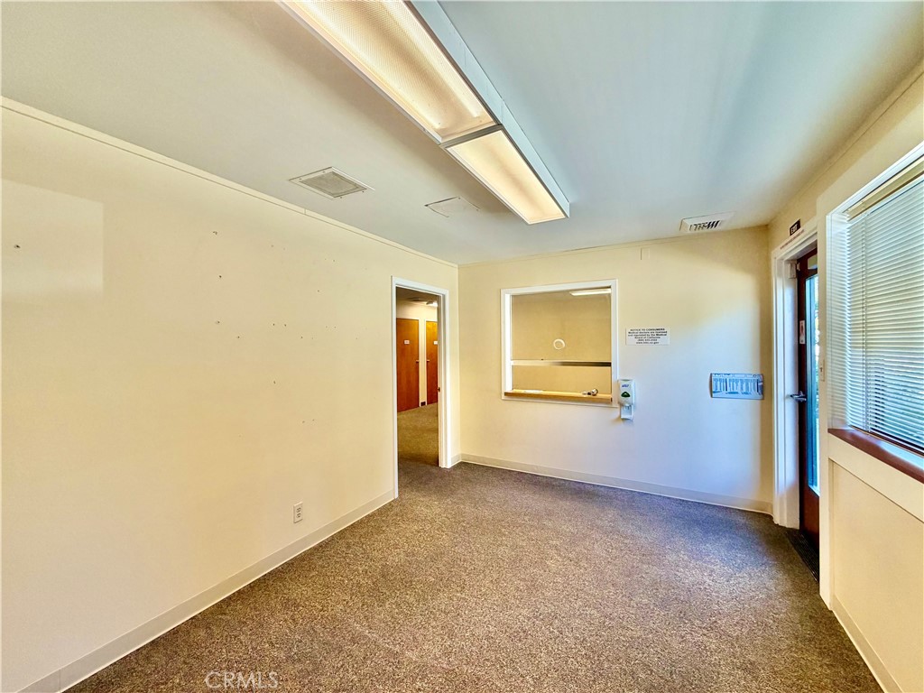 5180 Hill Road E Property Photo 16