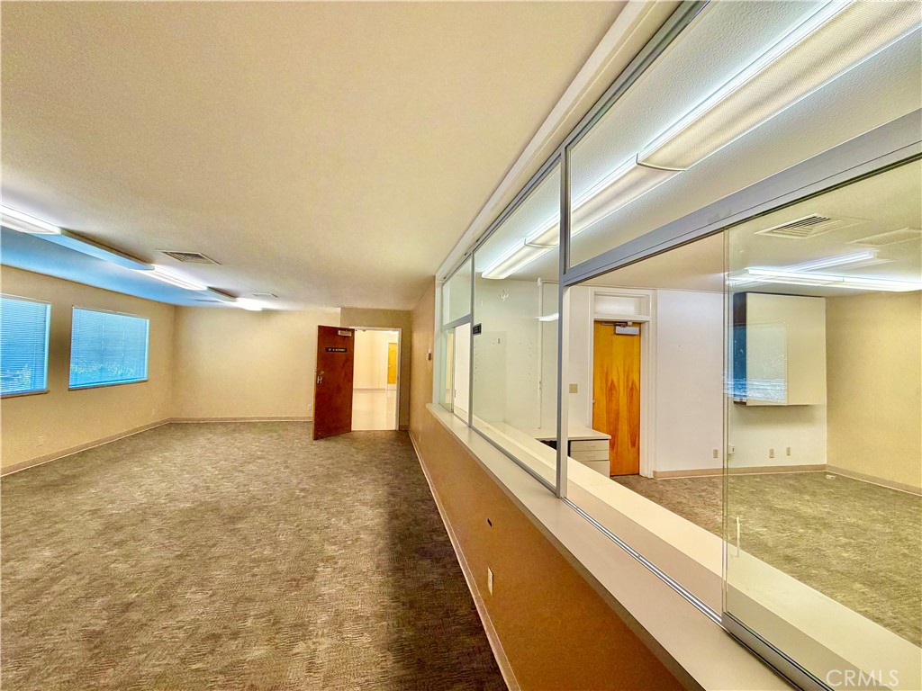 5180 Hill Road E Property Photo 18