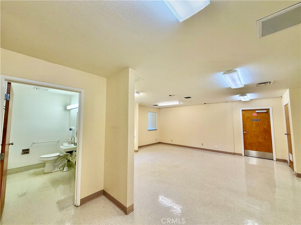 5180 Hill Road E Property Photo 25