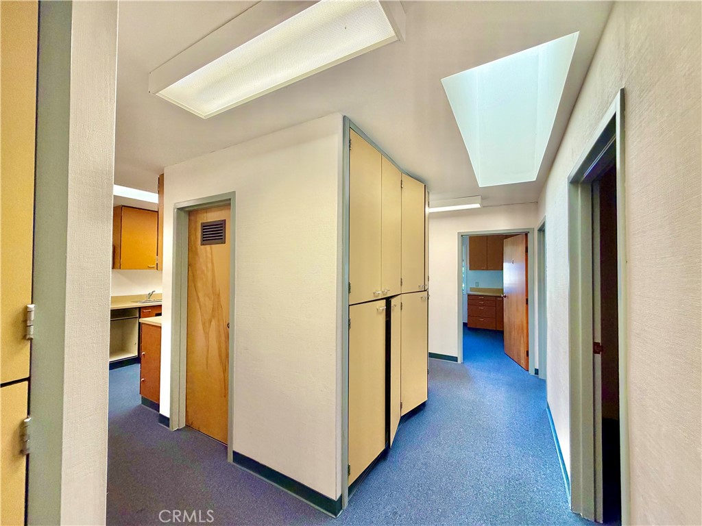 5180 Hill Road E Property Photo 32
