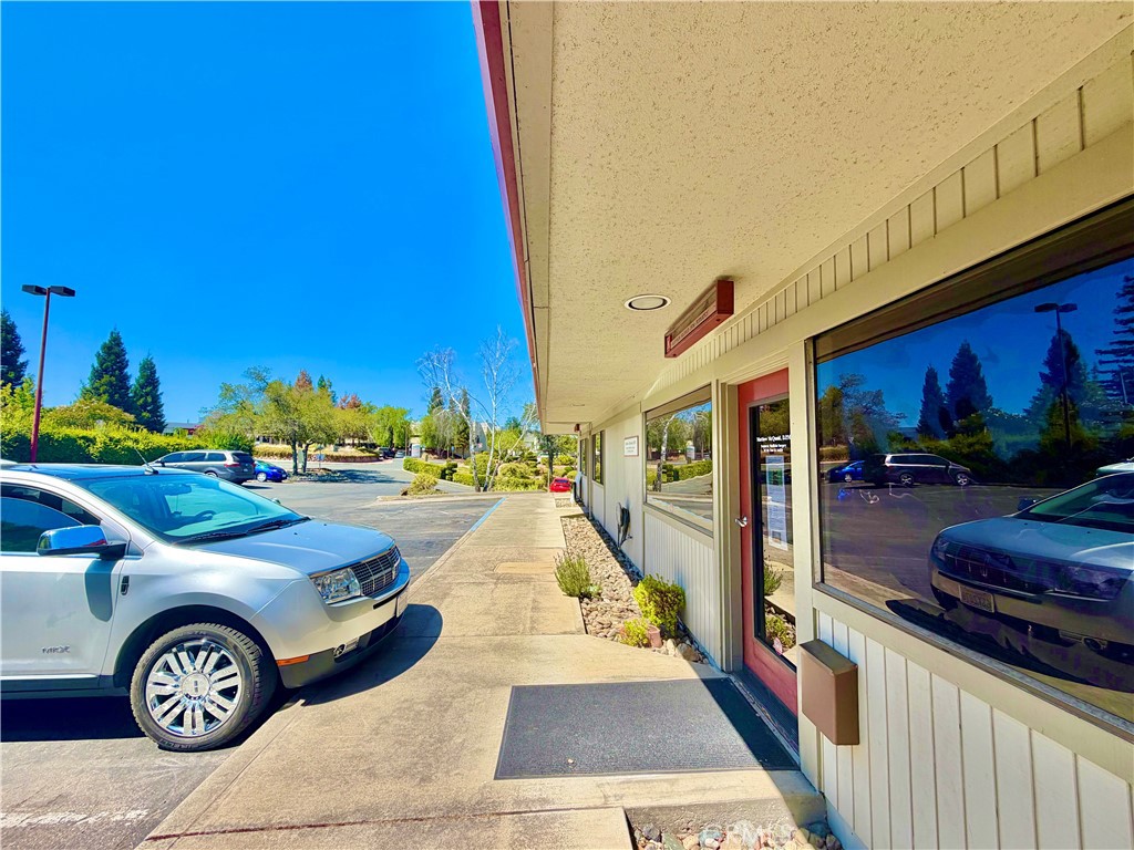 5180 Hill Road E Property Photo 42