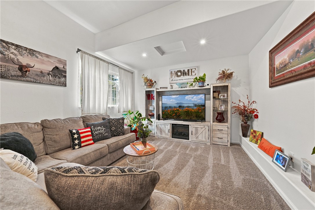 1414 Hartley Street Property Photo 2