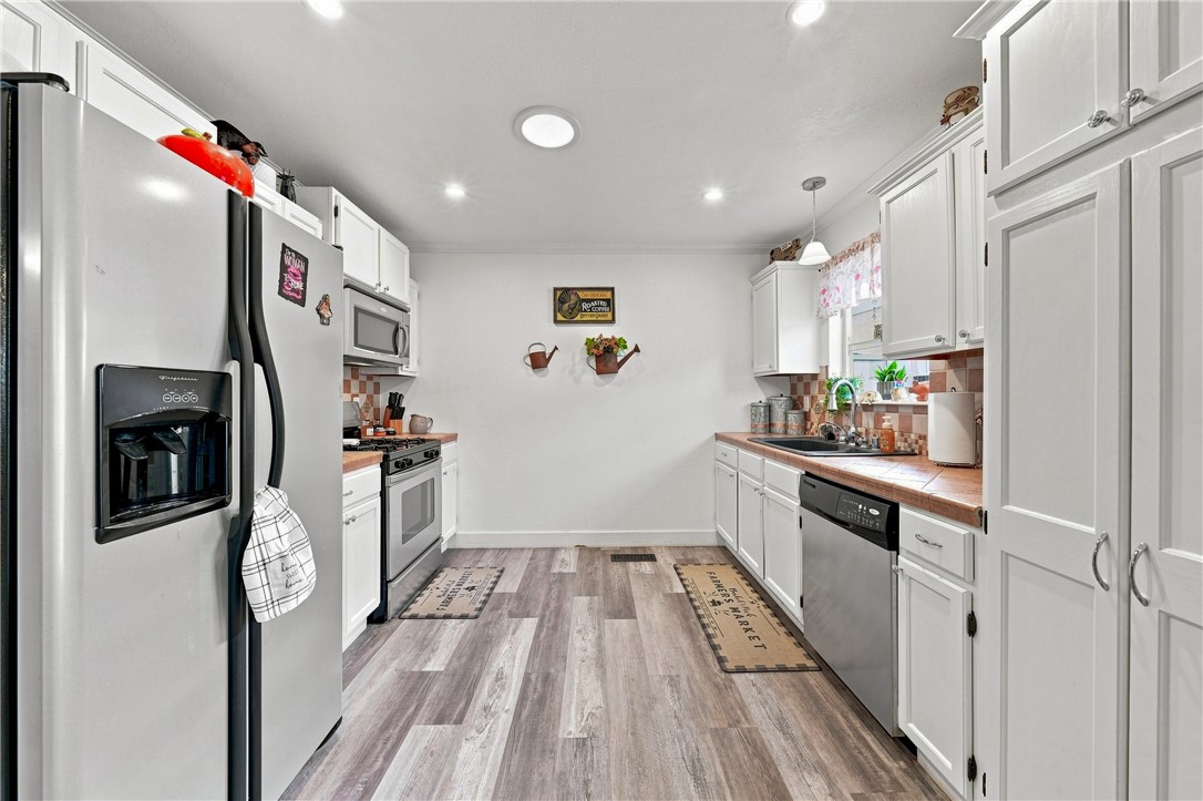 1414 Hartley Street Property Photo 28