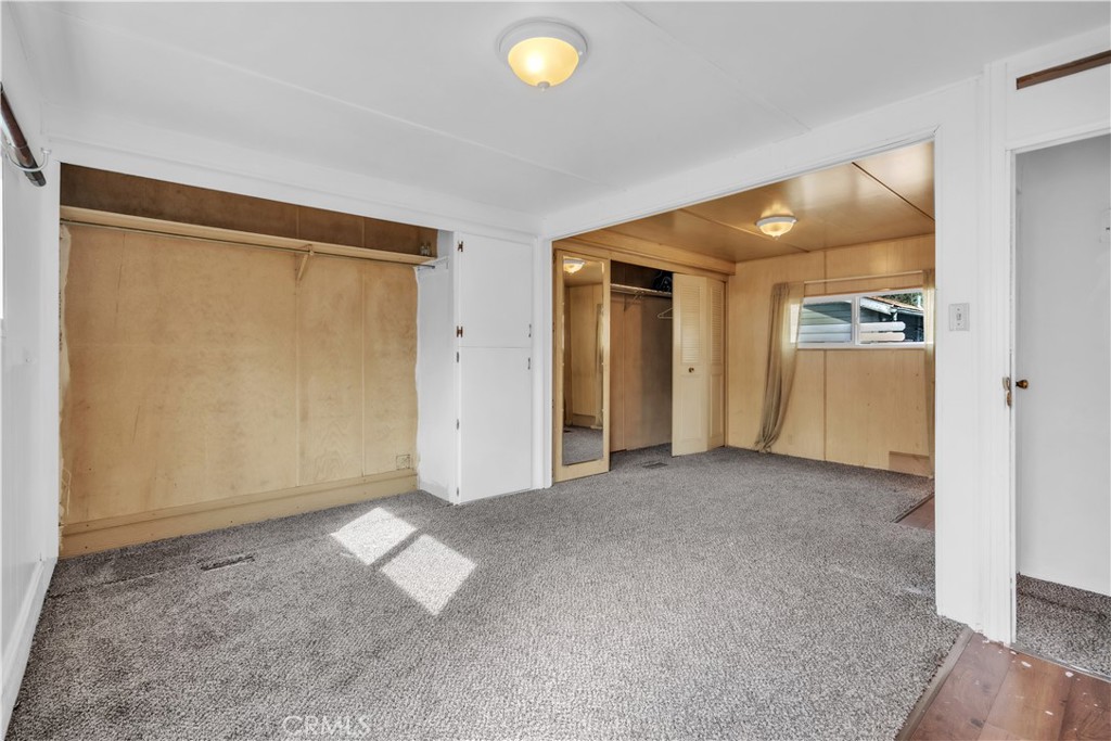 9950 E Highway 20 Property Photo 10