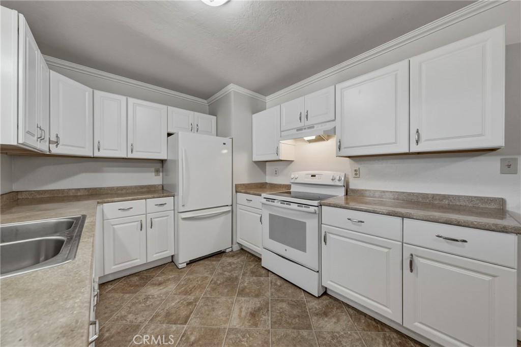 6870 Stonybrook Property Photo 14