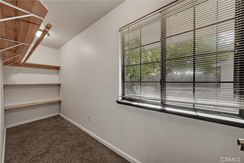 6870 Stonybrook Property Photo 29