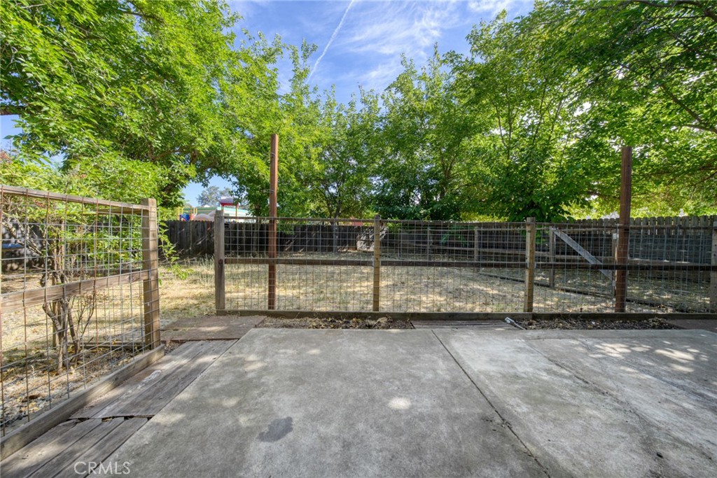 6870 Stonybrook Property Photo 32