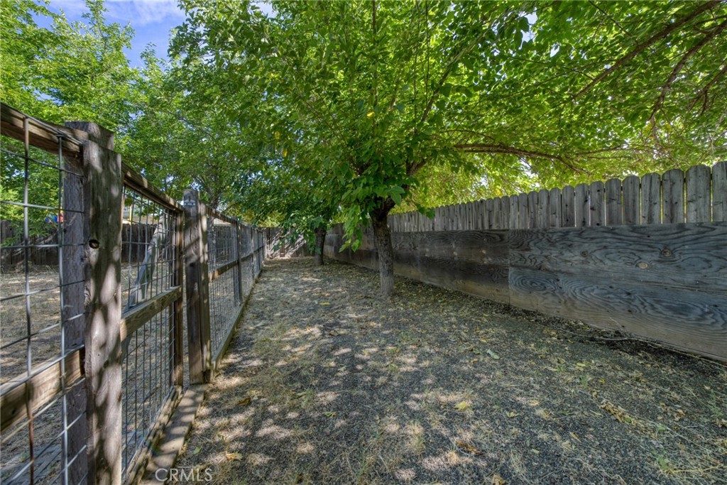 6870 Stonybrook Property Photo 35