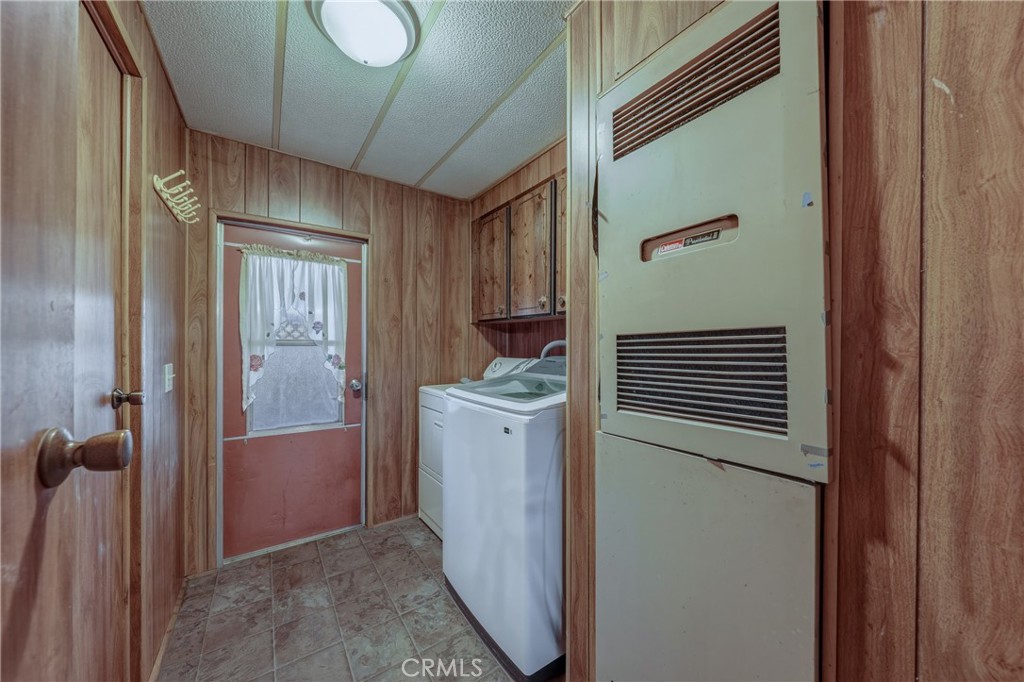 5890 E Highway 20 50 Property Photo 32