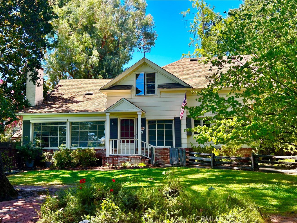 325 N Tunis Property Photo