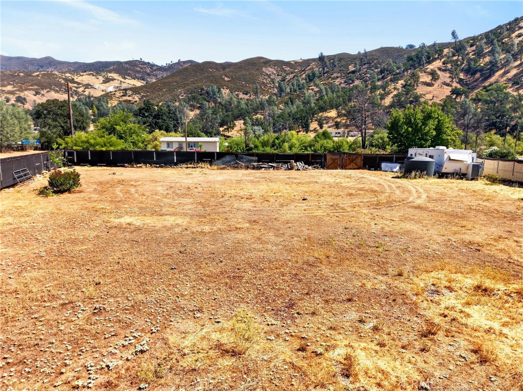 3865 Spring Valley Property Photo 8