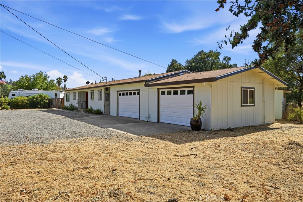 2875 Old Highway 53 Property Photo 4