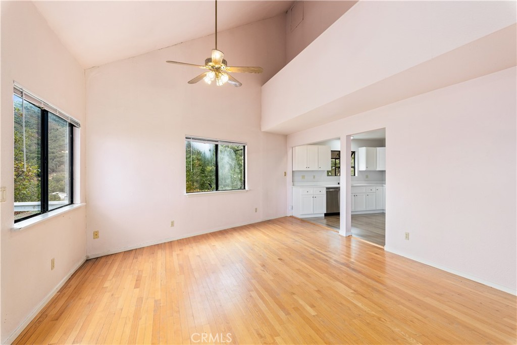 6963 Panoramic Drive Property Photo 8