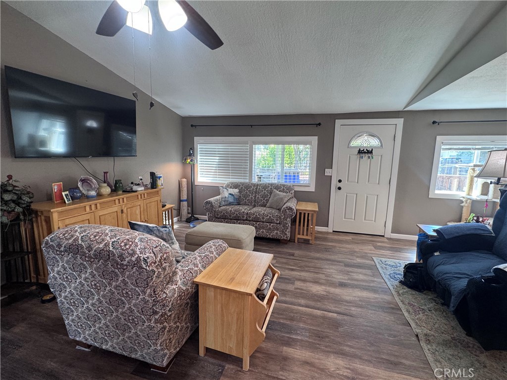 3101 9th Street Property Photo 5