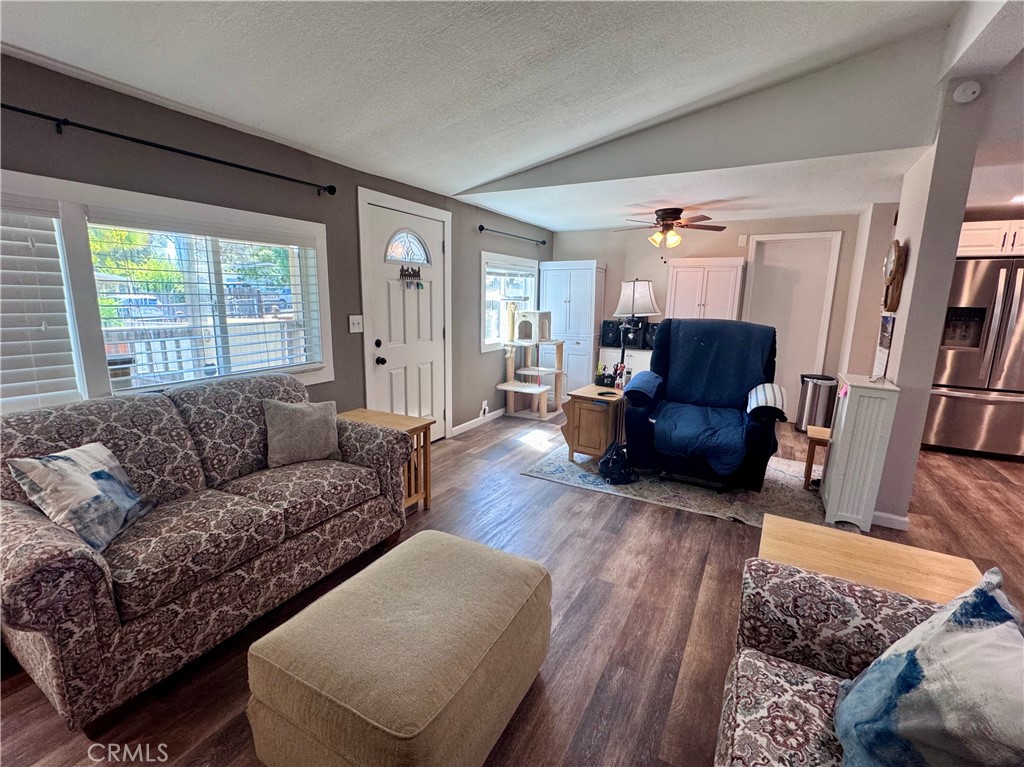 3101 9th Street Property Photo 6