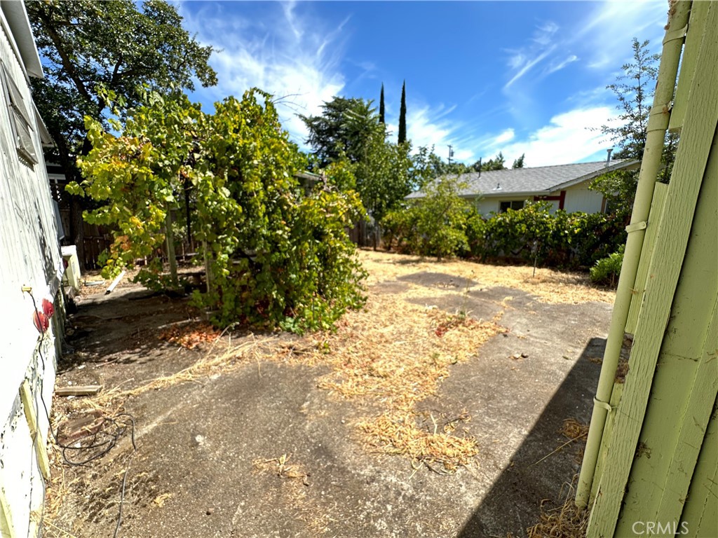 13095 3rd Property Photo 3