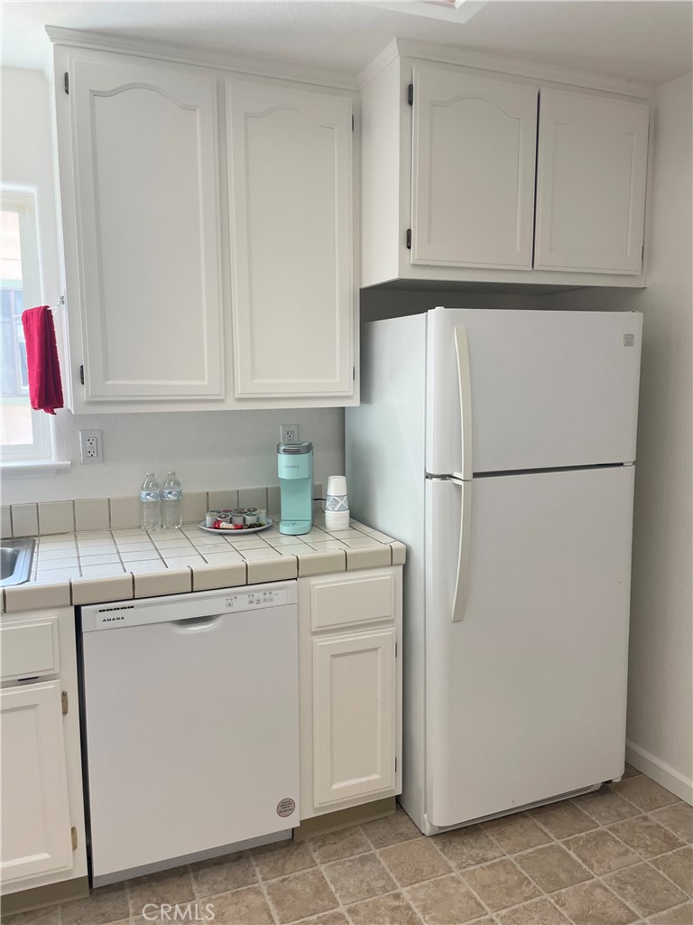 10324 Walnut Way Property Photo 16