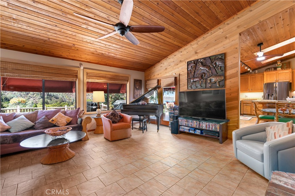 6625 Soda Bay Road Property Photo 10