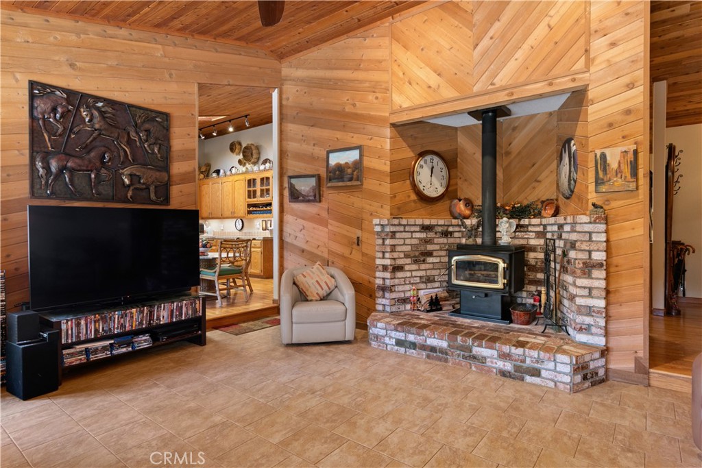 6625 Soda Bay Road Property Photo 12