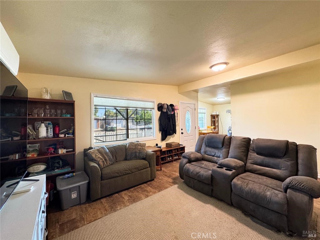 255 Burlington Property Photo 4