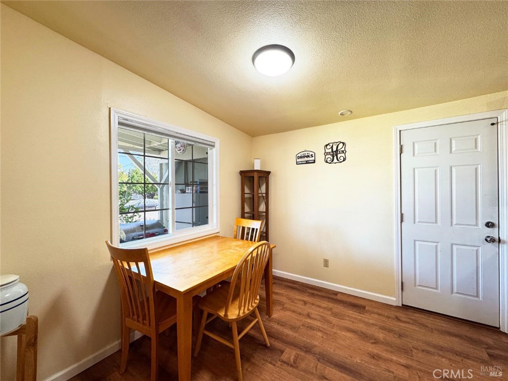 255 Burlington Property Photo 6