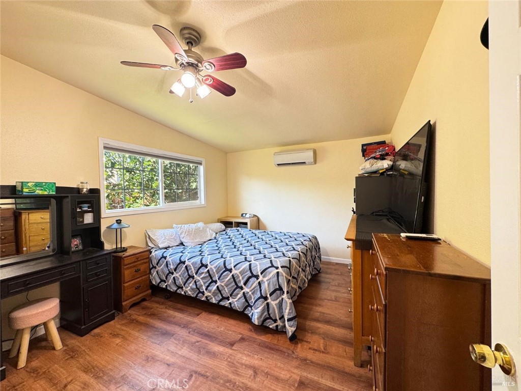 255 Burlington Property Photo 13