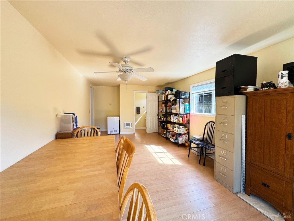 255 Burlington Property Photo 18