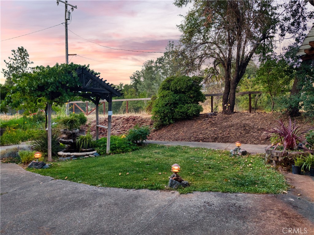 6733 Live Oak Drive Property Photo 13