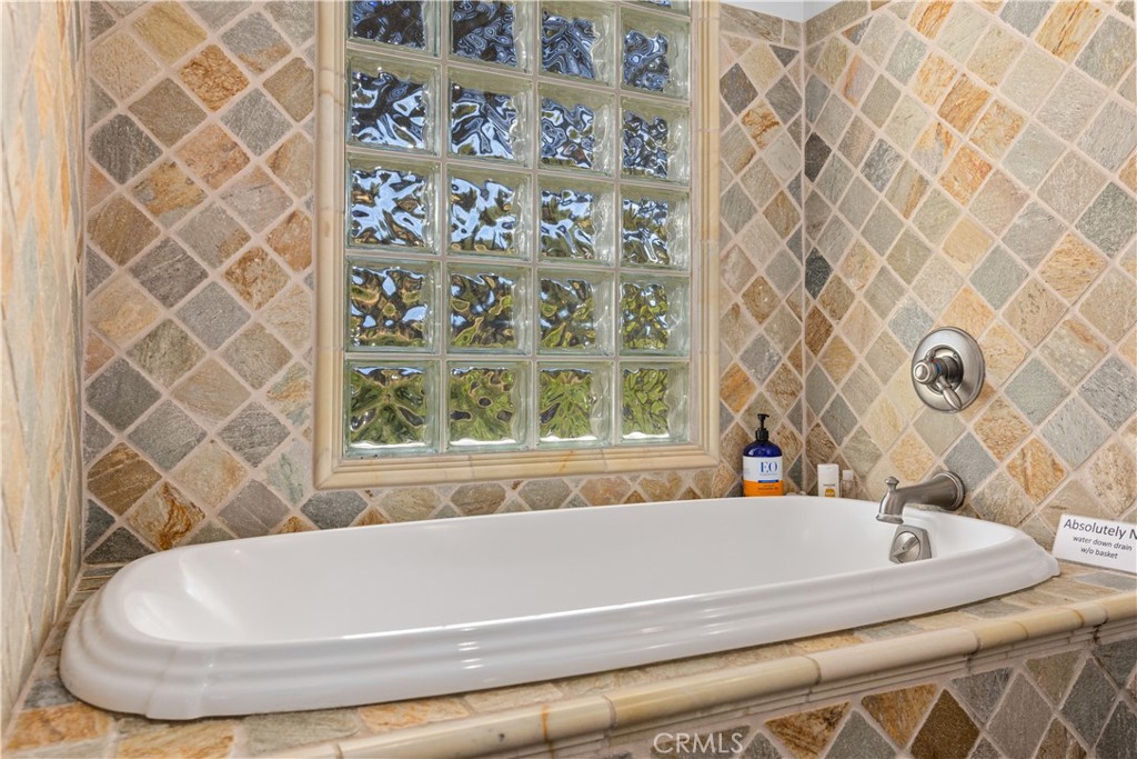 6733 Live Oak Drive Property Photo 49