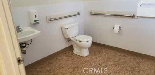 4477 Moss Avenue Property Photo 6