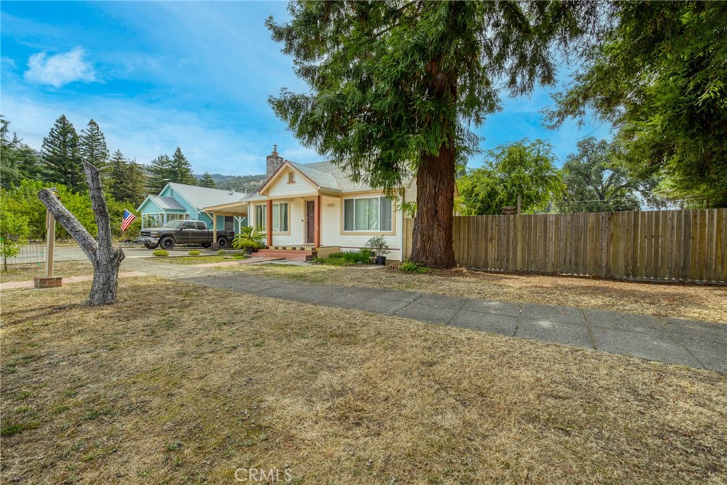 6437 13th Property Photo 3