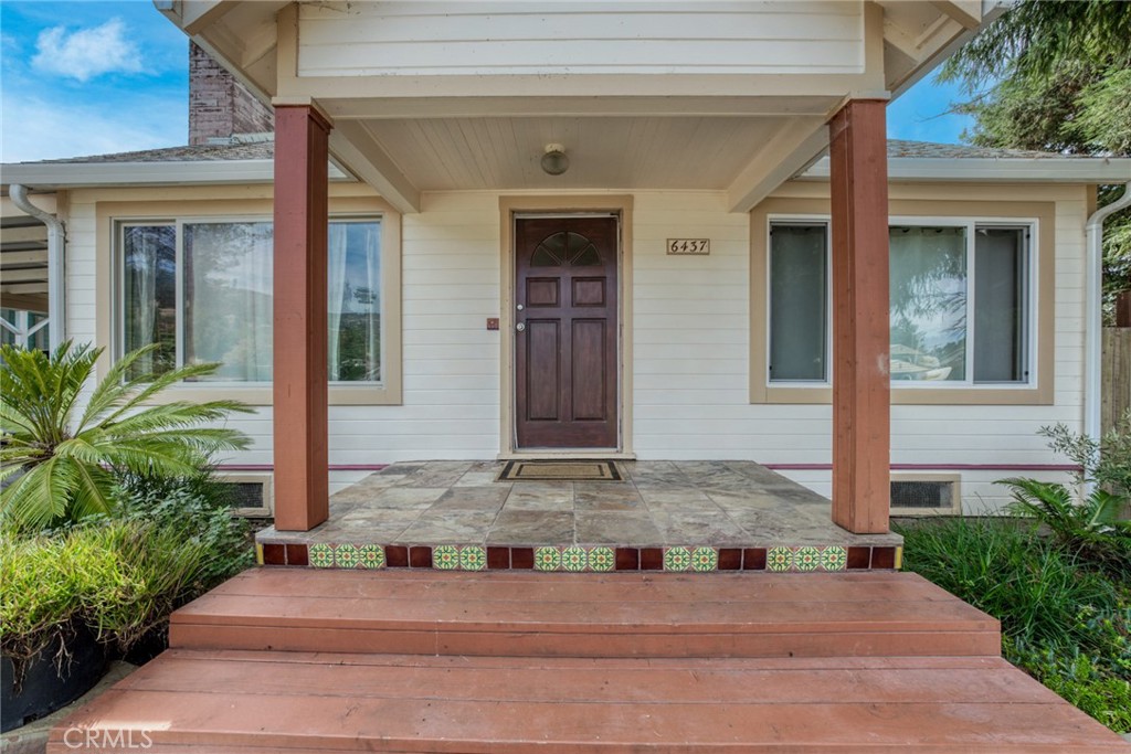 6437 13th Property Photo 4