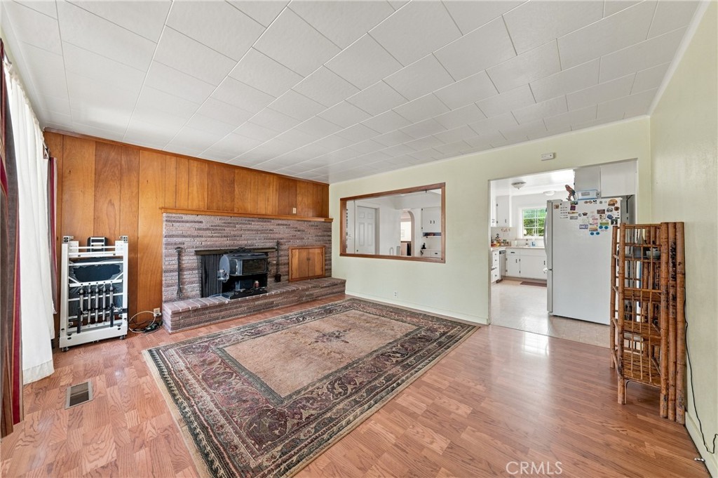 6437 13th Property Photo 7